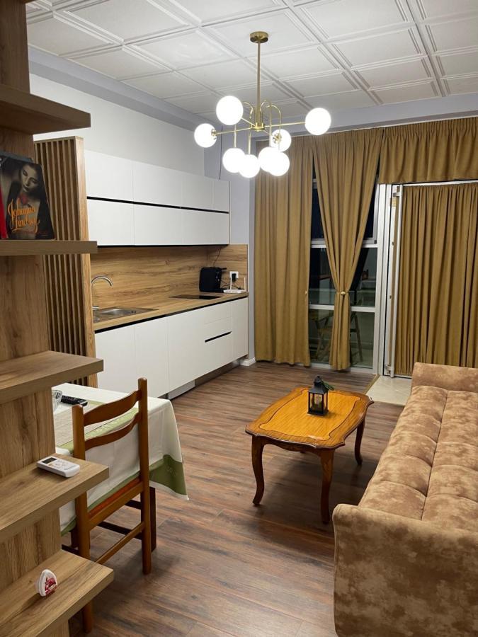 Apartament Gold House Durrës Zewnętrze zdjęcie